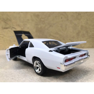 Mô hình xe ô tô cổ Dodge 1970  1:32