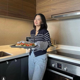 Áo len cardigan kẻ chống uv Uni Nhật