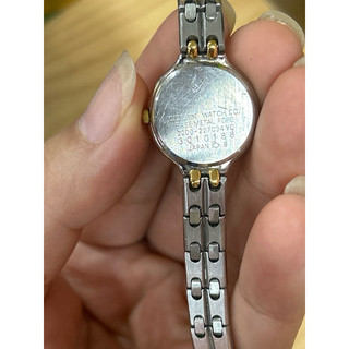 Đồng hồ nữ dạng lắc Citizen