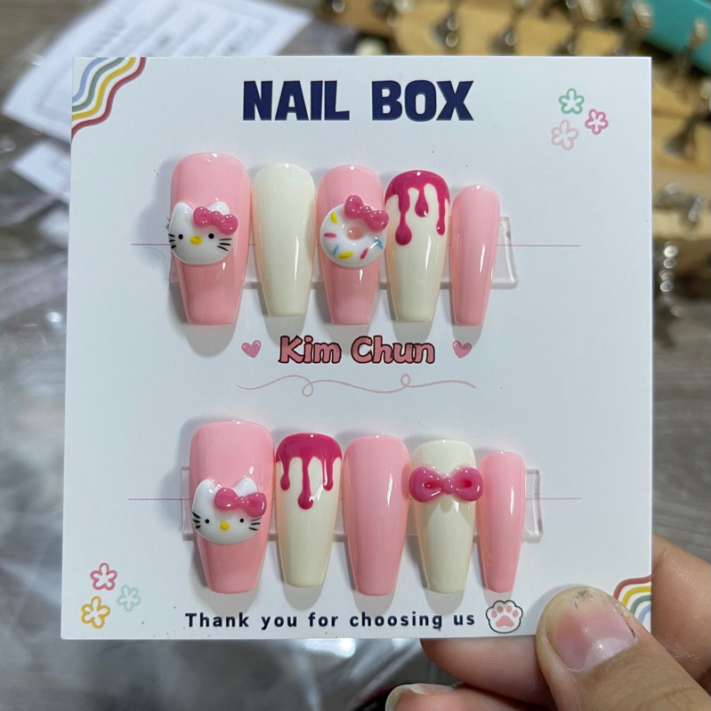 Nailbox thiết kế nặn nổi Hello Kitty