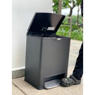 Thùng rác Fitis Mega đôi ( 2 ngăn) vuông đạp ( có tặng túi rác size S)