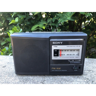 Đài radio bãi Nhật hãng SONY model ICF-29 chất lượng tốt