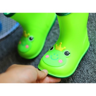 Ủng đi mưa cho bé