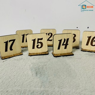 Bảng số để bàn 2 mặt bằng gỗ thiết kế chân đế