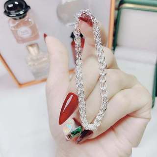 Lắc tay nữ chữ u cực xinh đẹp bạc cho nữ giá tốt
