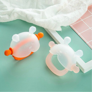 Gặm Nướu Cho Bé Hình Gấu, Hình Thỏ Gặm Nướu Cầm Tay Silicon Siêu Mềm Không Chứa BPA An Toàn Cho Bé (Có hộp đựng kèm)