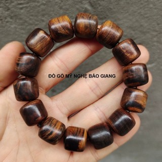 Vòng tay gỗ bách chìm nước thơm 14 ly