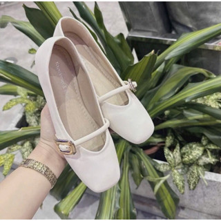  Giày bệt cổ V dây quai ngang gắn khoá vàng P277   phom rộng  