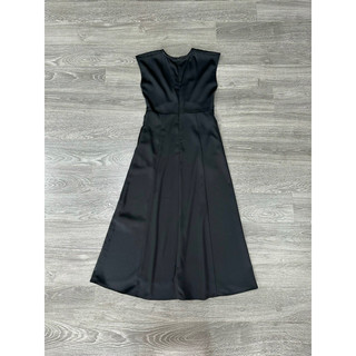 276 Đầm lụa satin Exprss hàng VNXK