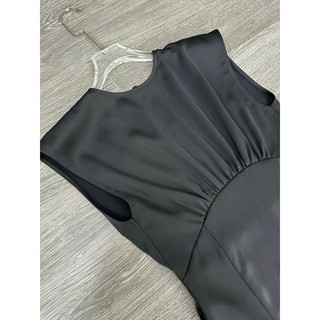 276 Đầm lụa satin Exprss hàng VNXK