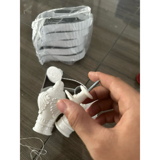 Combo LẮP ĐẶT RÈM CỬA ( trụ móc đỡ, đầu bịt thanh, núm treo dây cột)