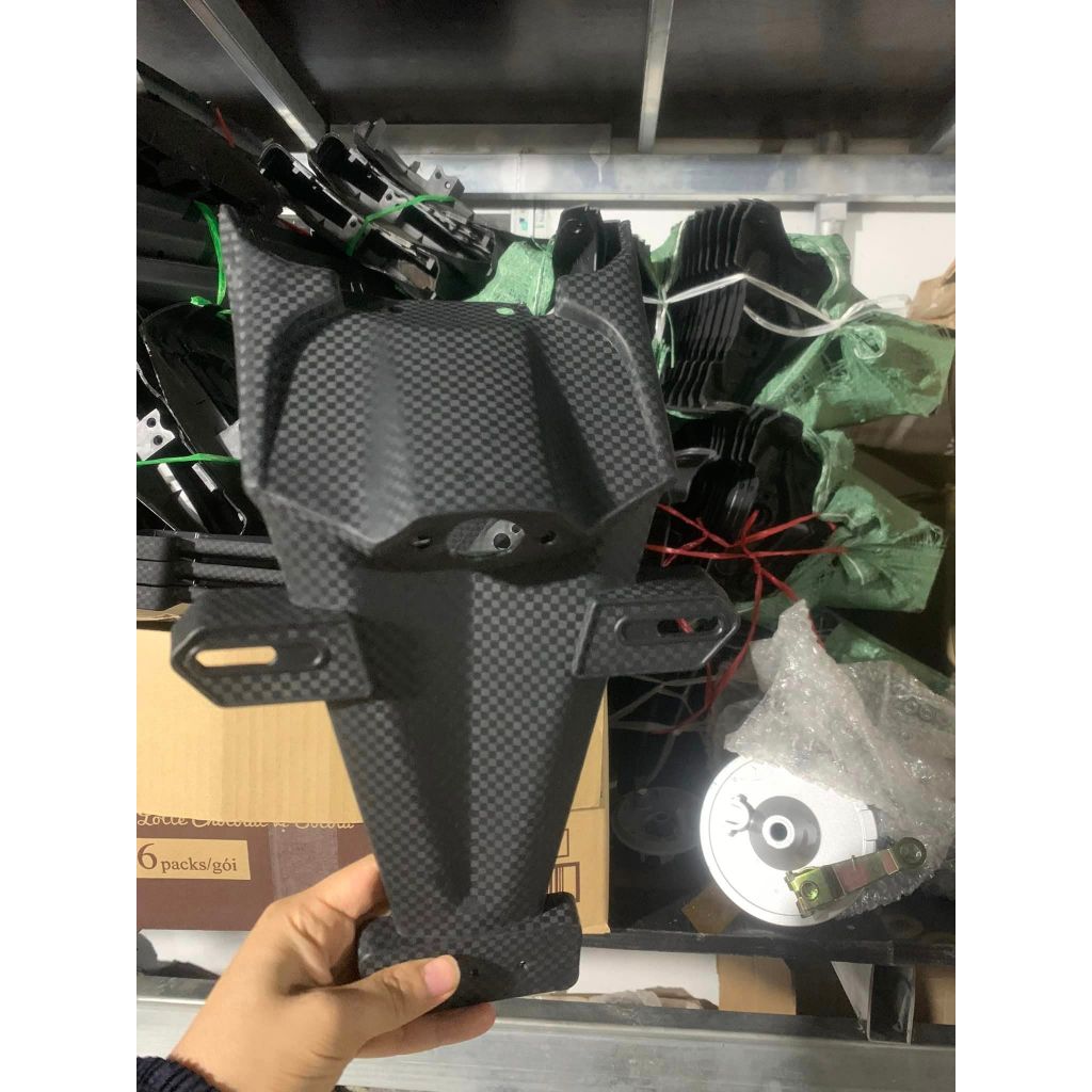 Đuôi bắt biển xe điện xmen nhựa