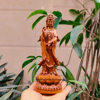 Tượng phật bà quan âm bằng gỗ có mùi thơm cao 20 cm