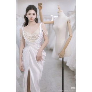 Váy suông xẻ đuôi đính ngọc
