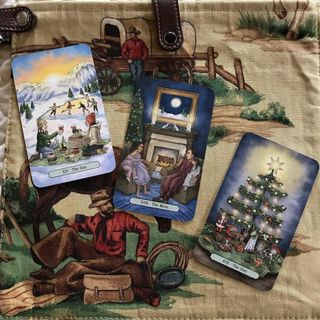 Bộ Bài Yuletide Tarot (Guu Tarot)
