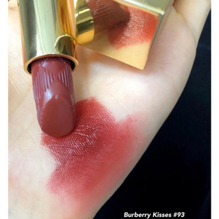 Son Burberry 93 Matte Russet (vỏ vàng limited, sẵn sale Authentic)