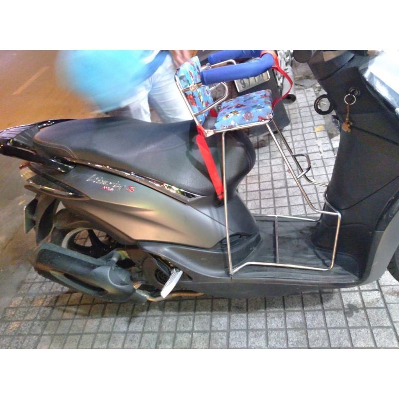 Ghế ngồi xe Liberty- Grande dựa vòng đai cho bé (GA VÒNG)