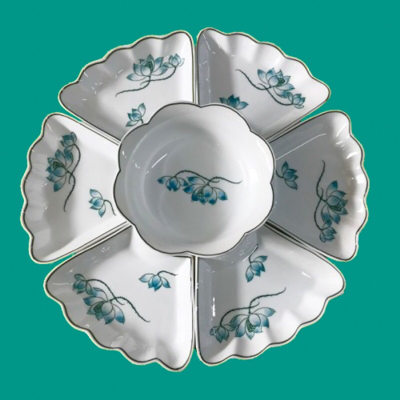 Bộ bát đĩa sen xanh thờ cúng, sứ Bát Tràng, xếp tròn đường kính 45cm (cỡ vừa)