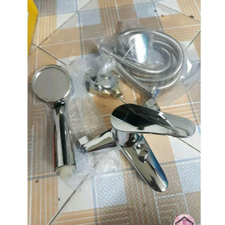 Củ sen nóng lạnh,củ sen tắm nóng lạnh kèm tay sen tắm tăng áp và dây sen 1.5m