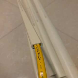  Gen Bán Nguyệt D20 ASIA Nẹp Đi Dây Điện Gắn Sẵn Băng Dính 2 Mặt 