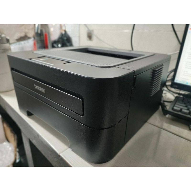 Máy in 2 mặt tự động đảo mặt brother 2240d. đã qua sử dụng, đầy đủ phụ kiện đi kèm, hộp mực mới lắp sẵn trong máy | BigBuy360 - bigbuy360.vn