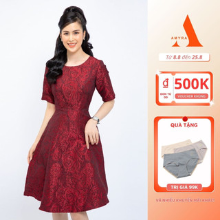 AMYRA - Đầm Gấm Đỏ Dự Tiệc Trung Niên Cho Mẹ Sang Trọng Bigsize ,Thiết Kế Dáng Xòe Đứng Form Tay Lửng Cao Cấp U40 DA095