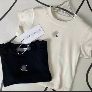 Áo thun lửng canlin  kiểu dáng cực năng động chất thun gân mềm mại - Áo thun croptop phối quần jean trẻ trung năng động