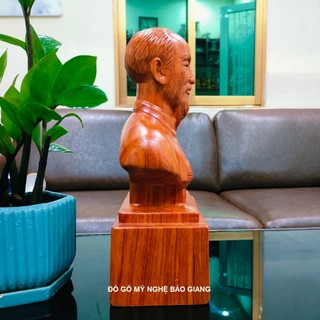 TƯỢNG BÁC HỒ GỖ HƯƠNG