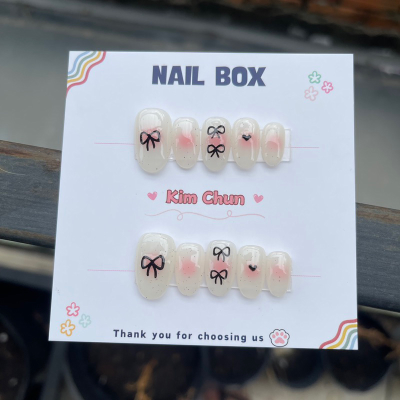 Nailbox thiết kế ombre thạch gạo nơ đen