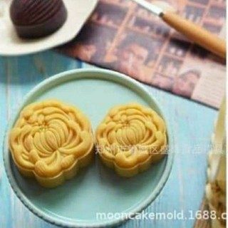 Khuôn trung thu lò xo HOA CÚC size 50g và 75g,150g