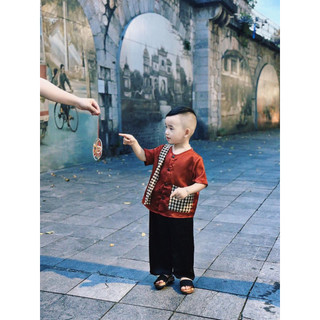 Bộ bà ba bé trai kèm khăn rằn