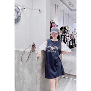 Váy thun suông đen phối cổ