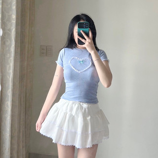 Áo thun phối viền ren trái tim