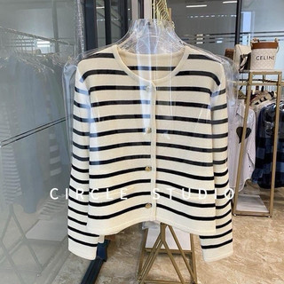 Áo len cdg kẻ cúc đồng