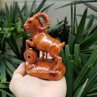 Tượng con dê gỗ hương 12 cm