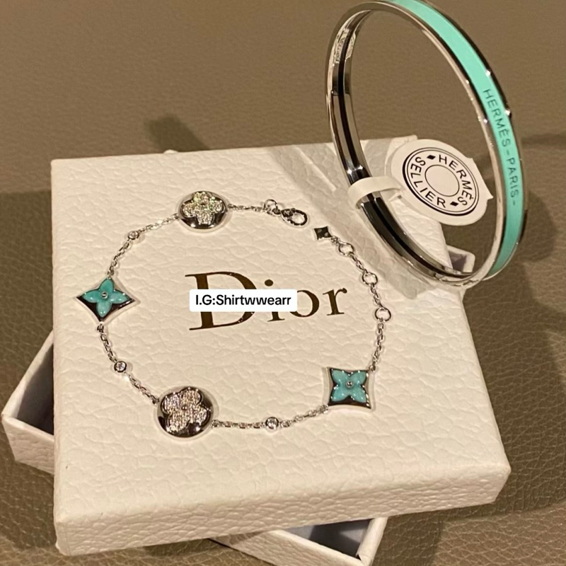 [1:1]Fullbox Bộ Vòng Tay màu xanh lá cây unisex phiên bản mới 2024 - shirtwwear jewelry