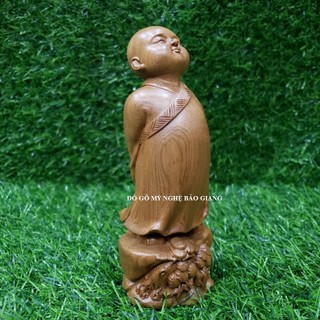 Tượng vạn sự tùy duyên bằng gỗ