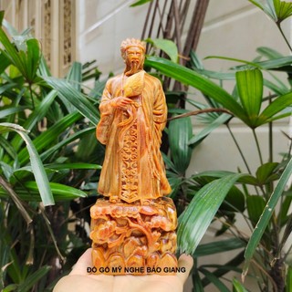 Tượng khổng minh gỗ huyết long