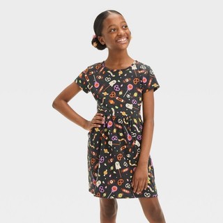 Váy bé gái xuất dư ( Size 6-7y, 8y )