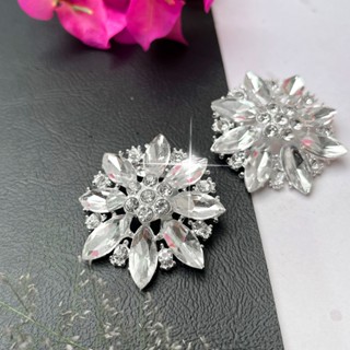 Ghim cài áo đầm hình bông hoa tuyết lớn đính đá sáng