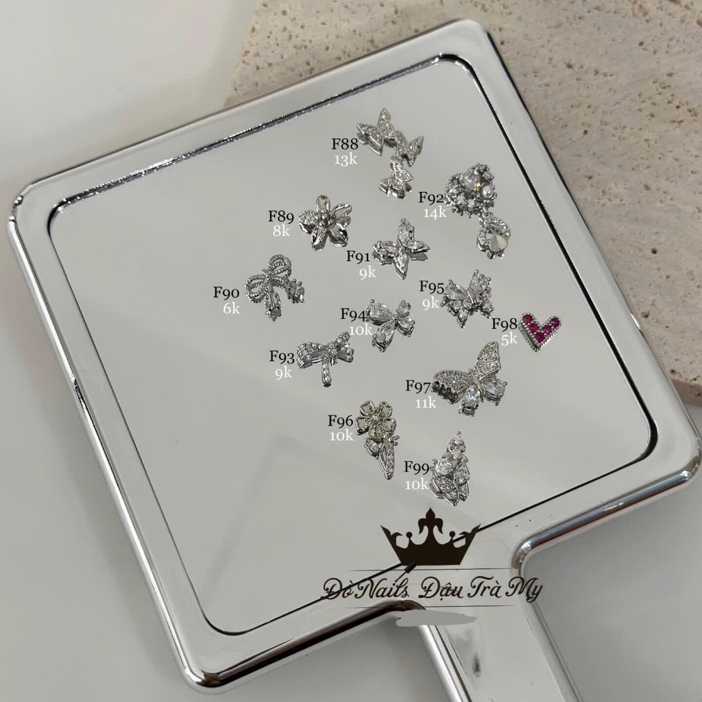 Lẻ 1c charm đá trang trí mã 04