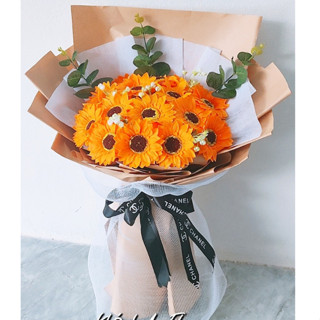 bó hoa sáp hướng dương 15 bông tuyệt đẹp giá rẻ bó theo yêu cầu giá rẻ làm quà tặng tốt nghiệp...