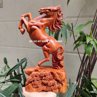 Tượng con ngựa bằng gỗ hương cao 30 cm