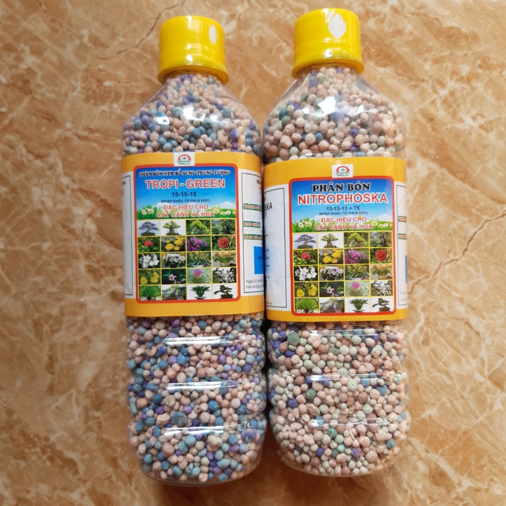 Phân bón NPK 15 + 15 + 15+TE (phân bón chuyên dùng cho hoa cây cảnh)
