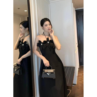 ĐẦM MIDI CÚP NGỰC ĐÍNH HOA DÂY YẾM