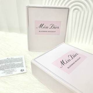 [CHÍNH HÃNG] SET NƯỚC HOA DIOR MISS 2 MÓN (NƯỚC HOA EDT 5ML + LOTION 20ML)