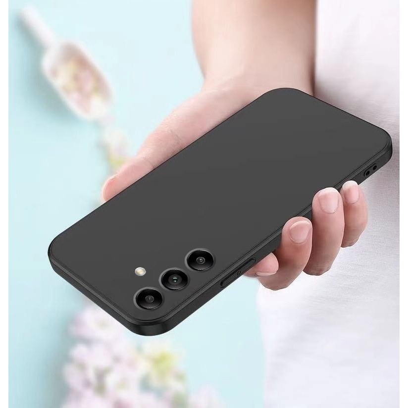 Ốp lưng Samsung Galaxy M15 5G, M55 5G cạnh viền vuông, có bảo vệ camera Đen Ốp Trơn