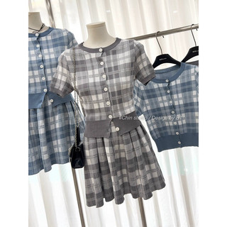 Set áo len kẻ chân váy hàng qcl1