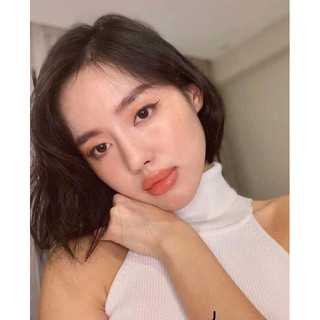Son dưỡng môi HM màu 01