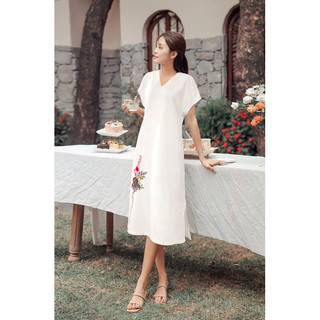 BEUCLOSET - Đầm linen thêu hoa suông thanh lịch